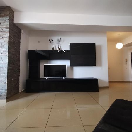 מאמאיה Cozy Apartment מראה חיצוני תמונה
